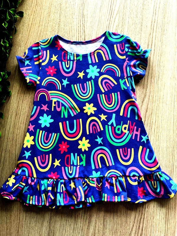 VESTIDO ESTAMPA ARCOIRIS